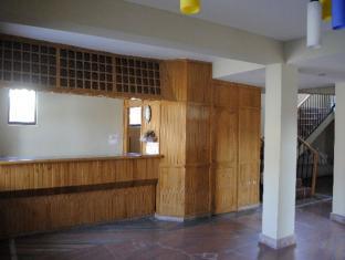 Hotel Welcome Residency Сринагар Экстерьер фото